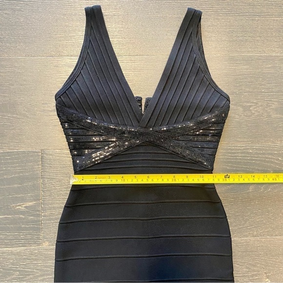 Herve Leger Kaitlyn Dress - Picture 10 of 15